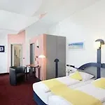 Kastens 4*
